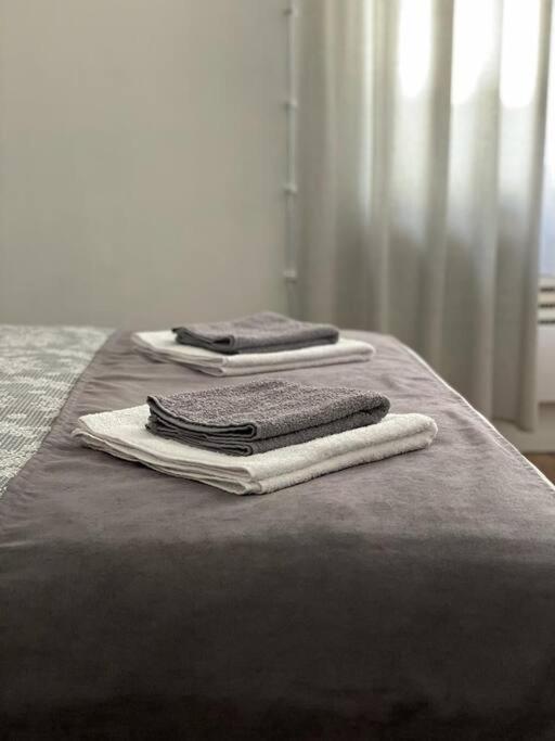 Apartment In Belgrade With Small Parking Space Exteriör bild
